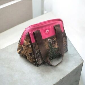 IGLOO Pink & Camo Insulated Lunch Tote | Zip Top | Dual Handles